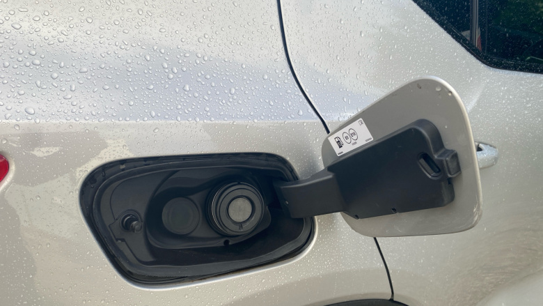 Volvo XC40 2.0 B3P Ultra Dark 5dr Auto Petrol Estate